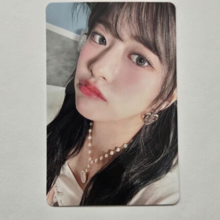 IVE ALIVE Photocard Solo ver YUJIN