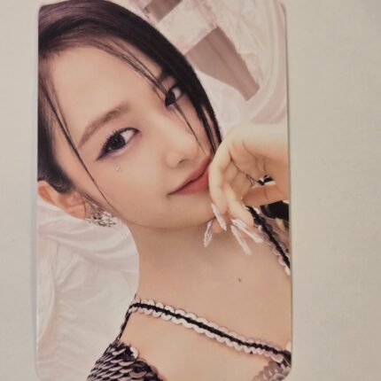 IVE SWITCH Photocard YUJIN