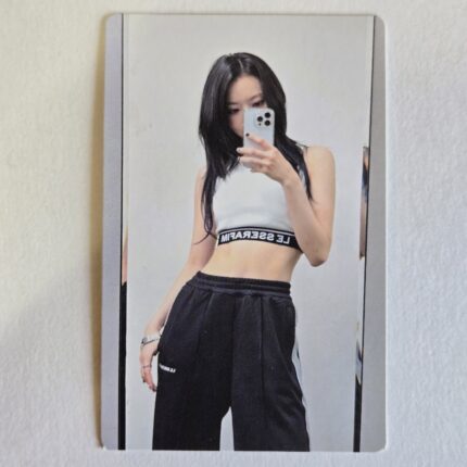 LE SSERAFIM UNFORGIVEN Compact ver photocard SAKURA