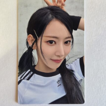 LE SSERAFIM UNFORGIVEN JP Photocard Regular ver SAKURA